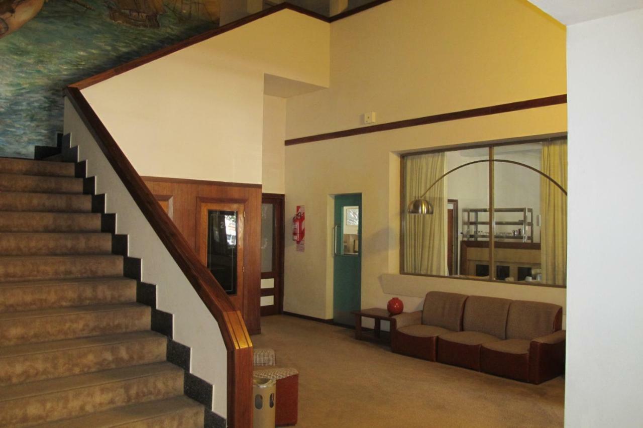 Hotel Emperador Necochea Exterior foto